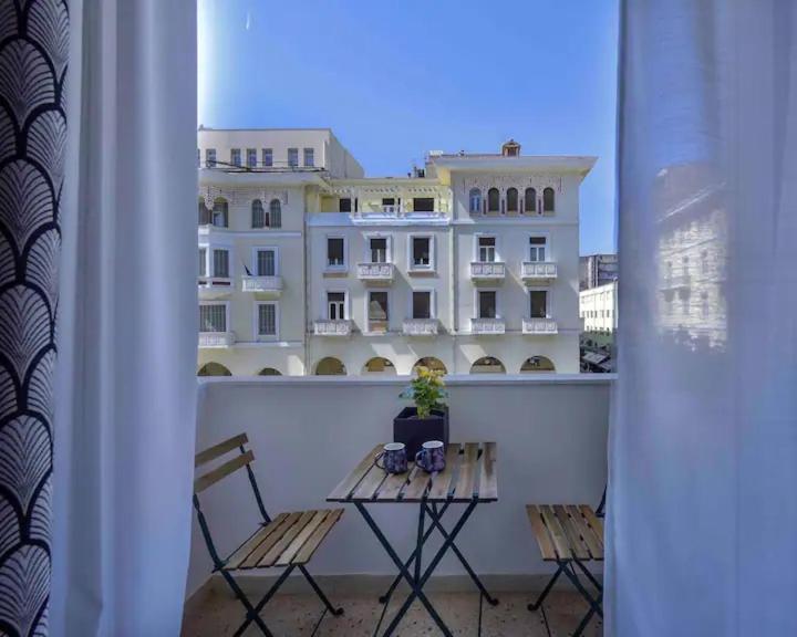 4 Travelers Apartment Thessaloniki Exterior photo